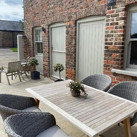 Tatil Evi Grooms By Castle Near York *