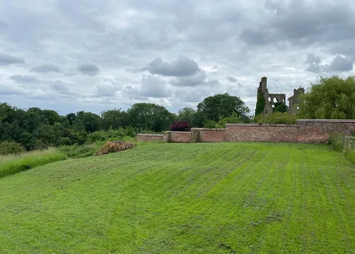 Grooms By Castle Near York *
